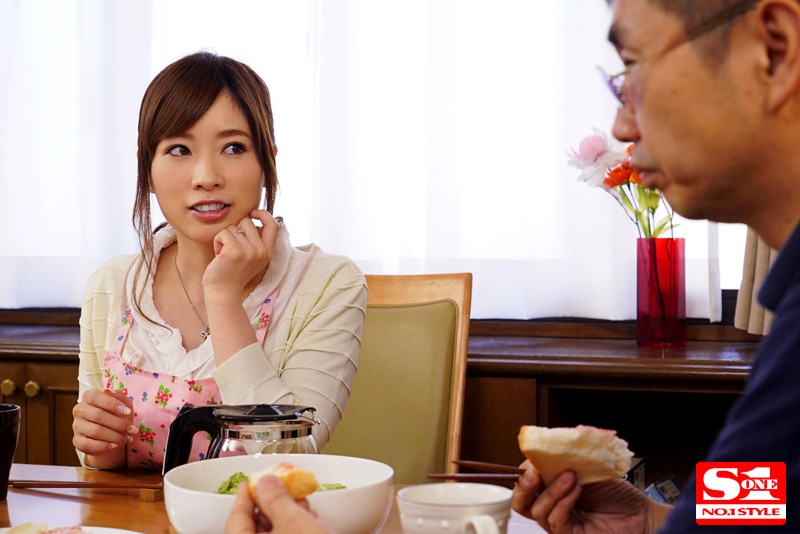 巨乳人妻が旦那に内緒でハマった快楽オイルマッサージ 奥田咲 サンプル画像 7
